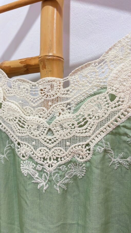 Camisa Romántica verde - Imagen 2