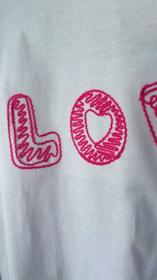 Camiseta LOVE - Imagen 2